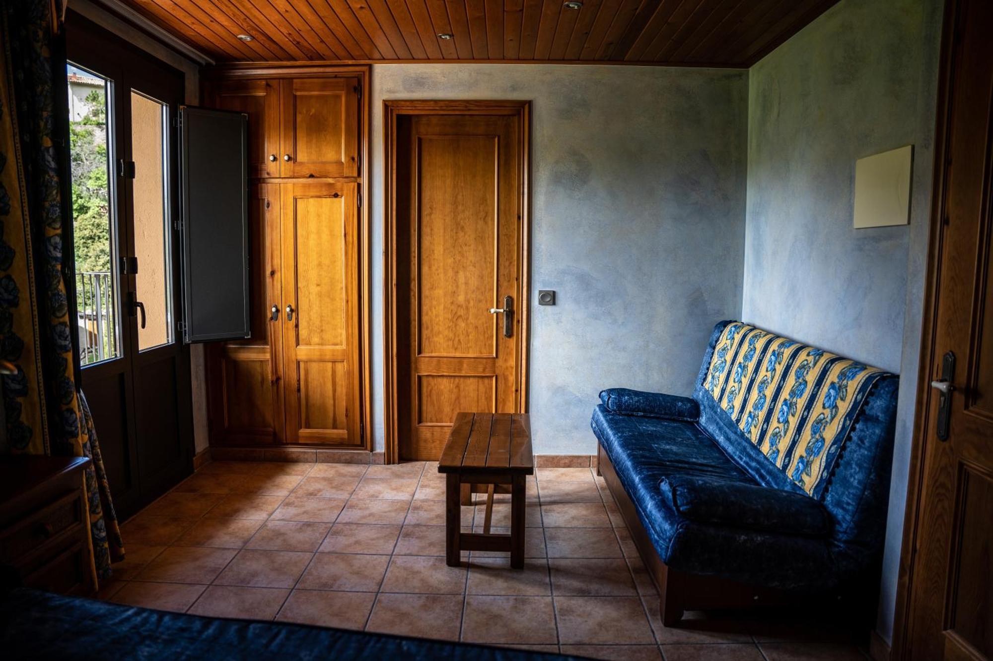 Hostal Cal Francisco Gósol Екстериор снимка