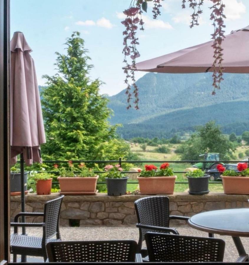 Hostal Cal Francisco Gósol Екстериор снимка