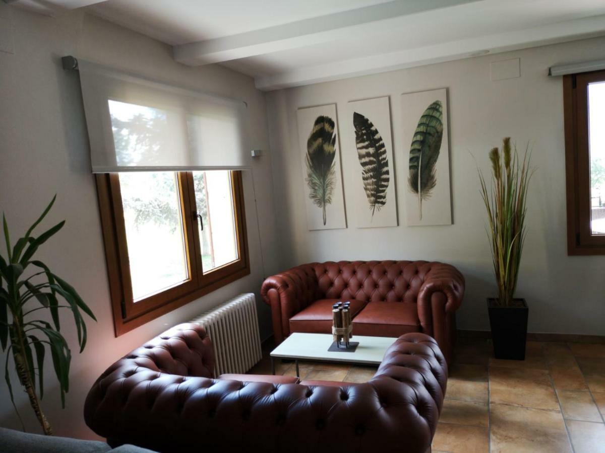 Hostal Cal Francisco Gósol Екстериор снимка