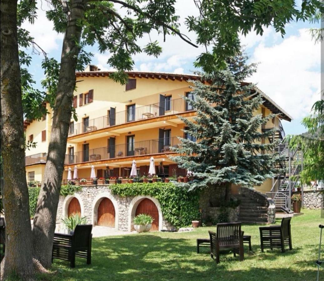 Hostal Cal Francisco Gósol Екстериор снимка
